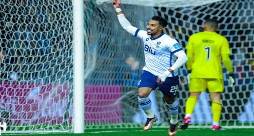 سالم الدوسري يتعرض للتوبيخ من مدرب الهلال بعد طرده في نهائي آسيا